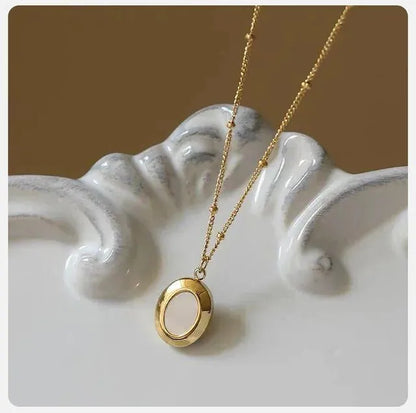 Plain Gold Plated Artificial Stones Pendant